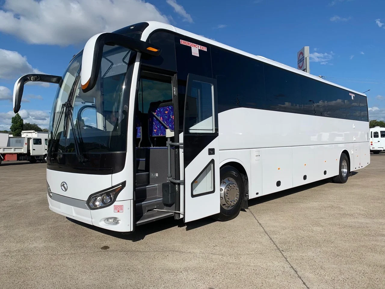 reliable coach hire service